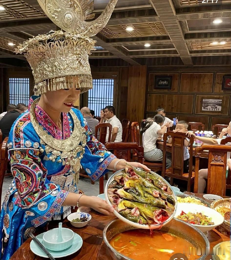 贵阳美食真的把酸辣玩明白了！
 
条友们！贵阳的美食全是酸辣暴击，吃一口就上头！