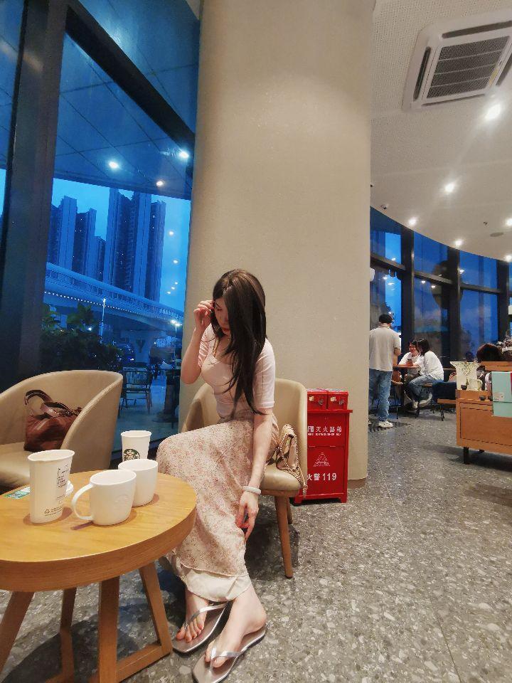 脚 你什么时候才能好 我不想再让我爱的人为我操心了