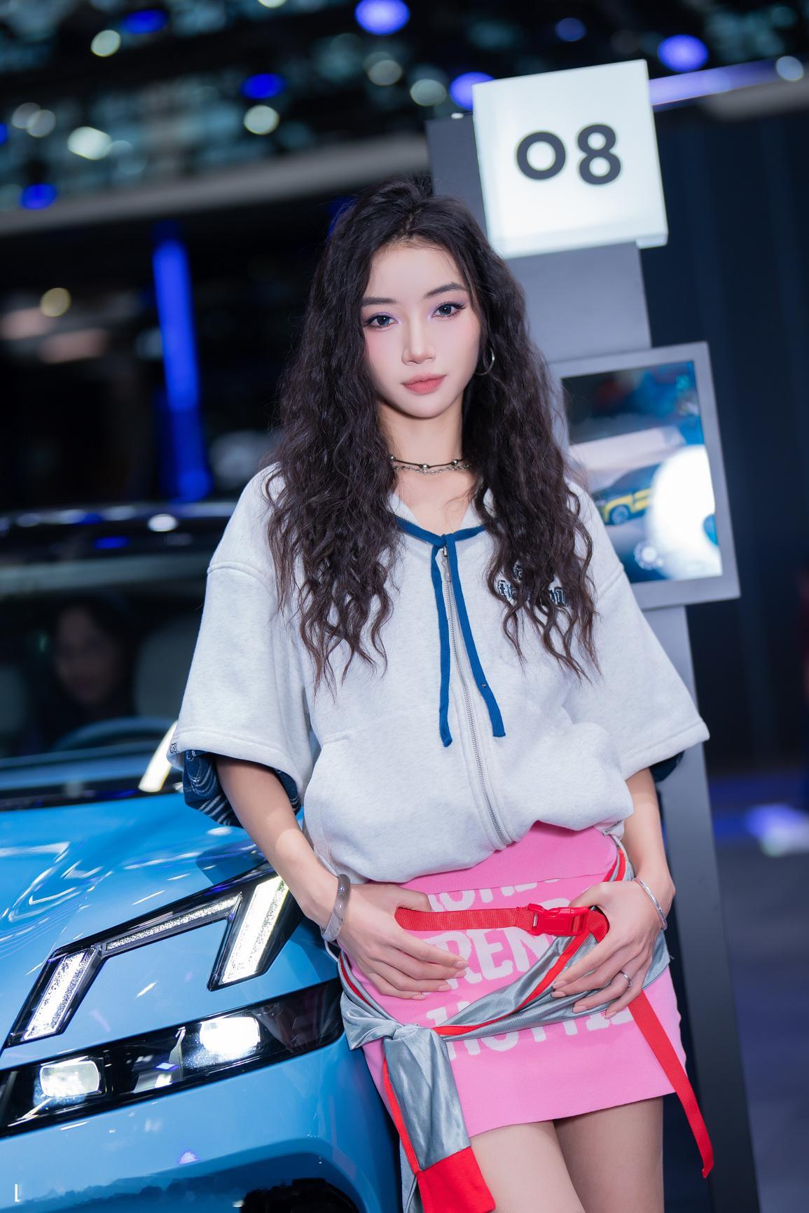 聆听猎人的车展日记聆听在广州国际车展猎人与车展 2025 广州国际车展想把图片带