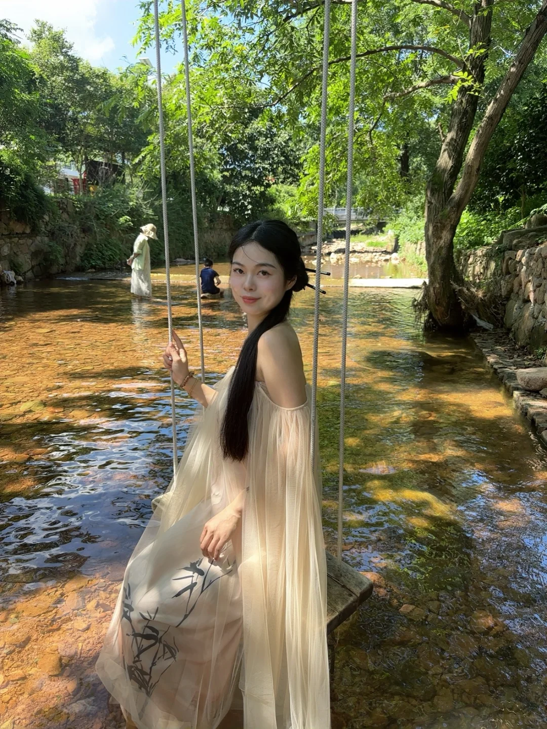合肥水上秋千