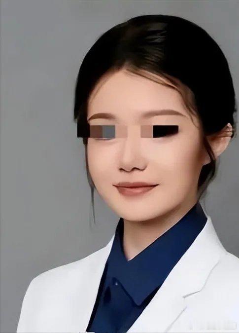 董某莹成绩单造假时逢特殊的日子，又是周末前夜，吊了四个月胃口的“董某莹肖某事件”