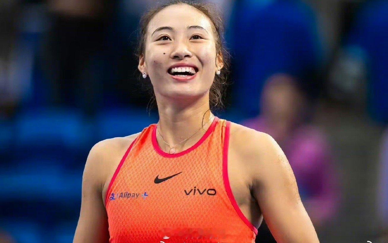 #郑钦文首夺东京站冠军# 恭喜女王，今年的成绩太耀眼了👏🏻 ​​​