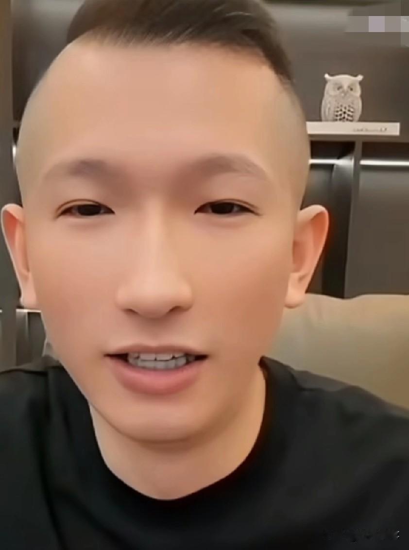 狗磊讲述被丈门阿黑假消息给骗了，我被全网取笑！我要揍他了！

所有八卦主播不敢讲
