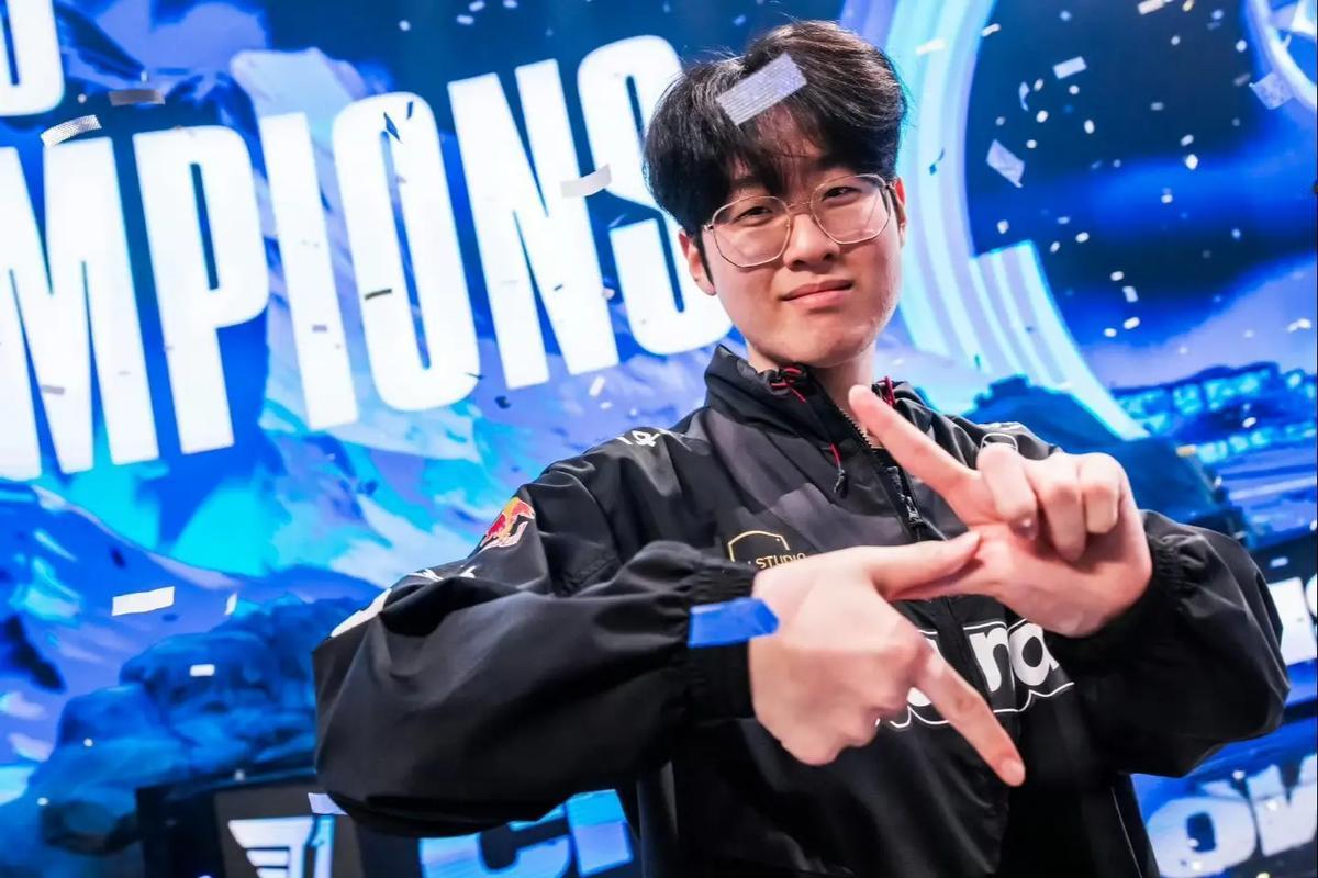 之前爆料viper和zeus绑定，就看哪家有这个预算搞银河战舰了。 