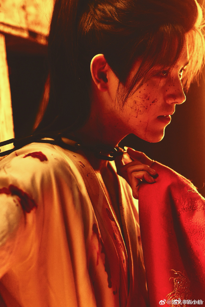 阿瑟你让我害怕 段胥疯起来是真的震慑全场🩸眼神狠戾到发光，完全不顾自身安危，杀