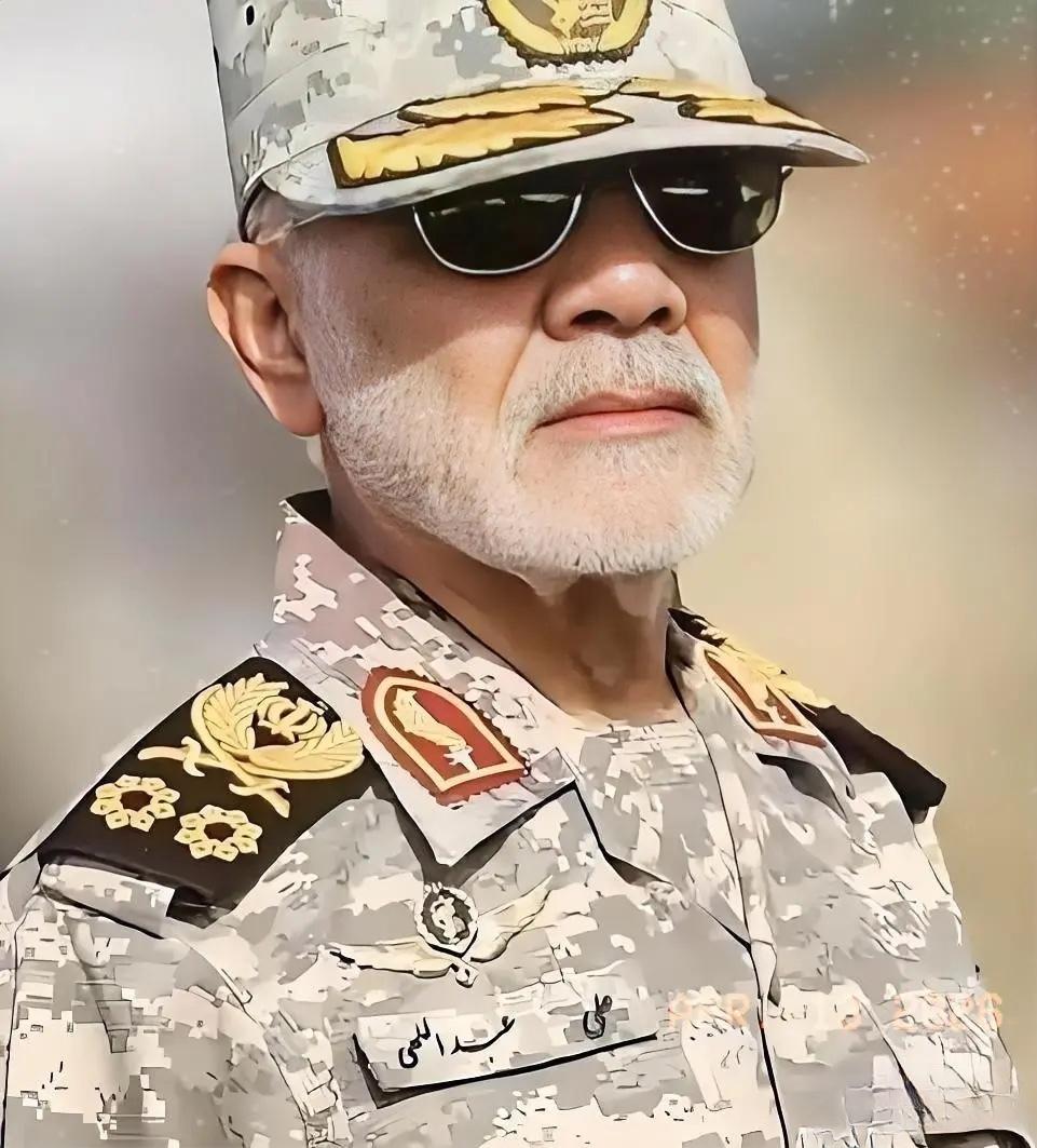 伊朗传来新消息
4月13日，伊朗军方彻底摊牌了！面对美军的步步紧逼，哈塔姆·安比