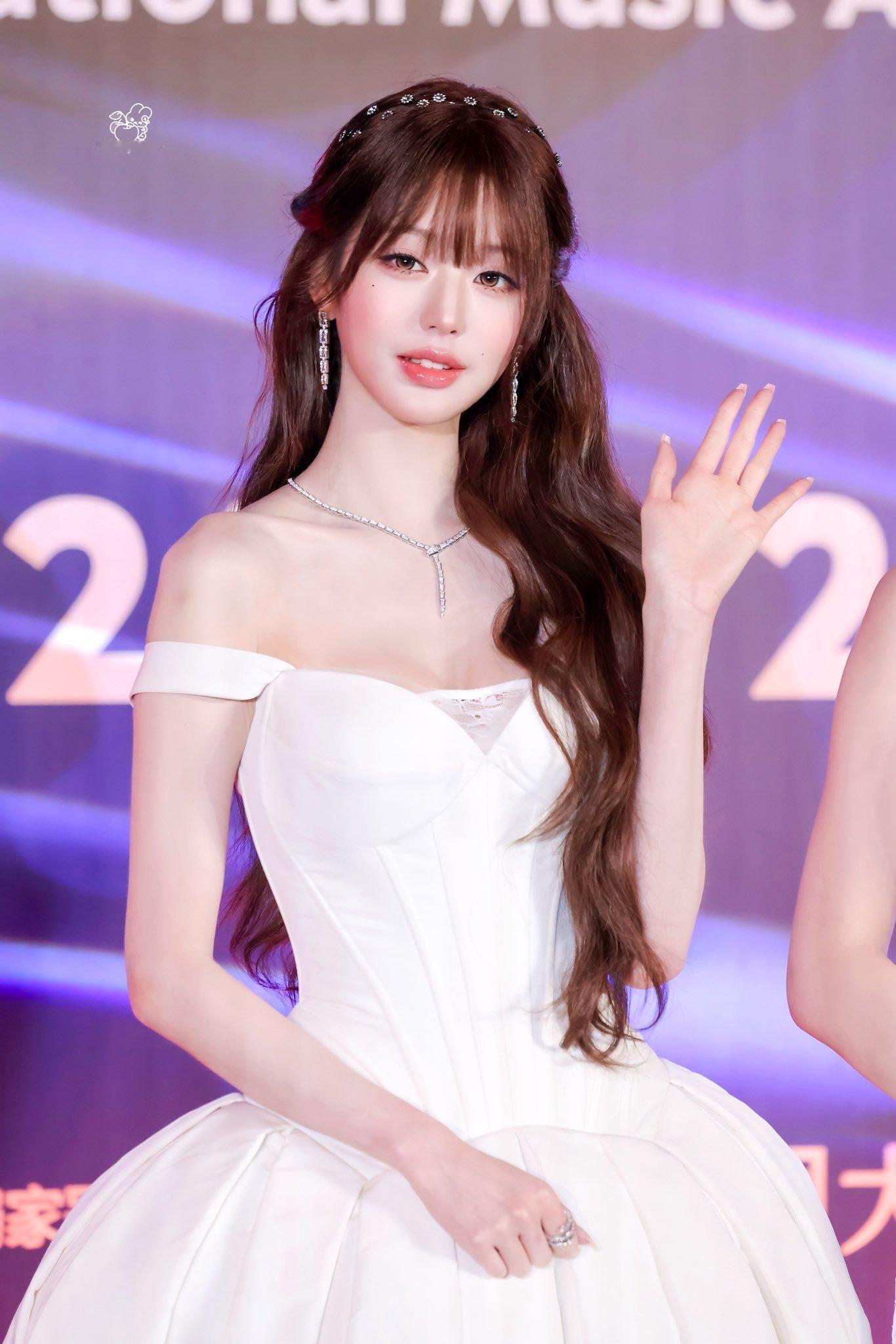 张元英庄园公主宝宝今天很美 