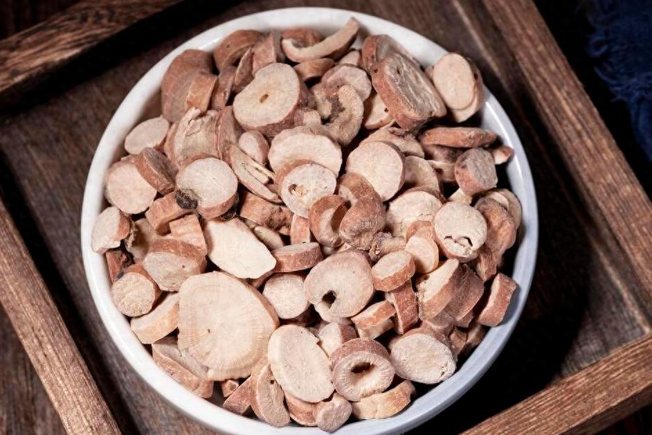 气虚则胖，血虚则瘦！2 个老祖方，胖子减肉、瘦子长肉，一对 “黄金搭档”
大家好