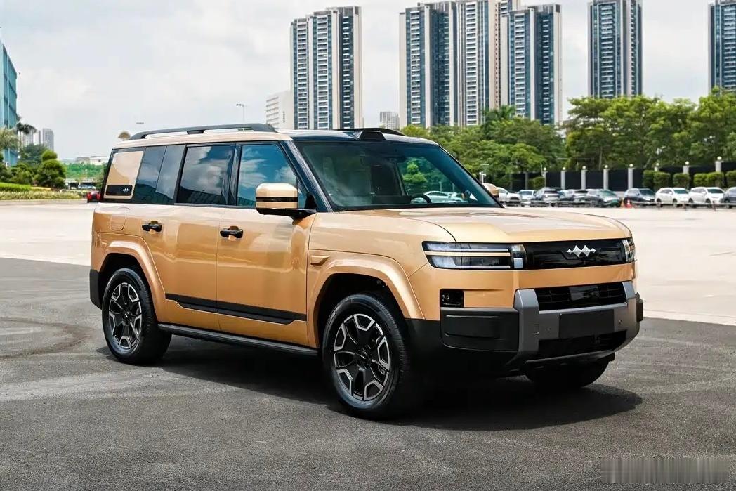 我感觉方程豹钛7和iCAR V27两个车应该有比较强的竞争关系。①都是方盒子；②