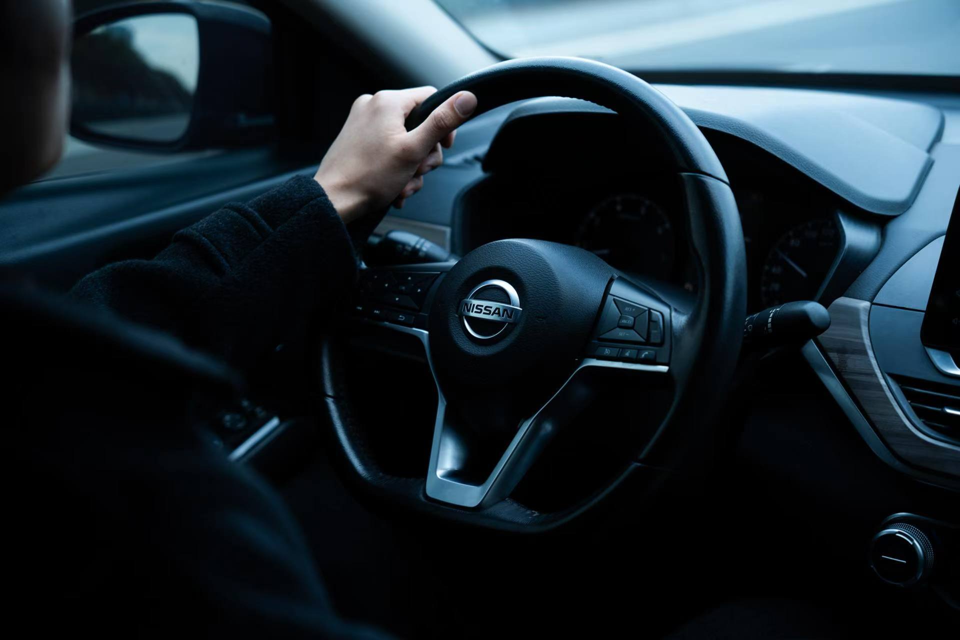 几年前，我误打误撞接触自媒体行业，一开始是数码，接着是汽车。因为工作便利，几年间