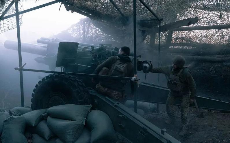 图文：瑟尔斯基：俄军未控制红军村但仍是俄军的主要进攻目标

11月13日，乌克兰