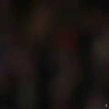 北京时间12月27日，在英超第18轮的比赛中，曼联依靠多古打进的全场唯一进球主场