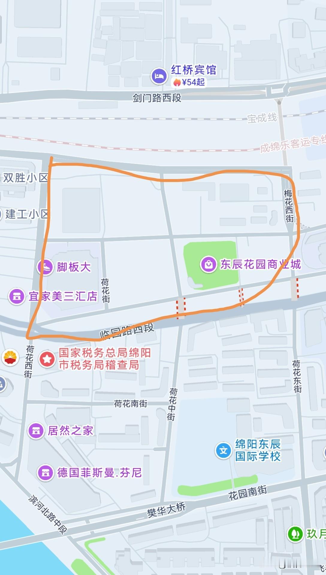 绵阳花园市场这块地盘完全可以拆掉，修成高档商务办公区。