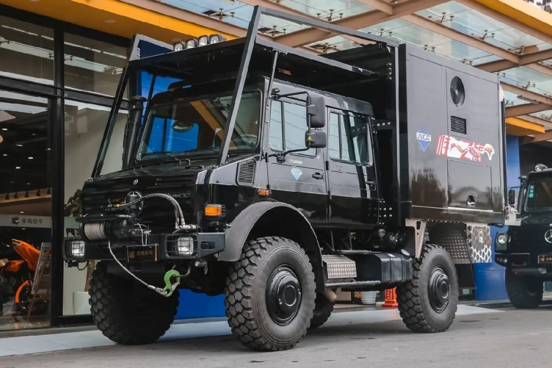 乌尼莫克U5000