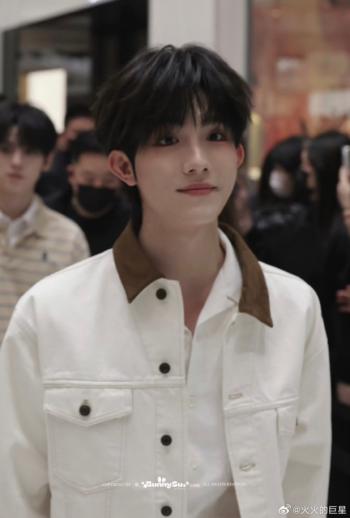 苏新皓北京线下活动状态苏新皓Prada活动生图 完全萌物来的 