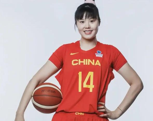 中国女篮遭遇重创，李月汝丢护照无缘世界杯，宫鲁鸣收到四个坏消息
 
2026女篮