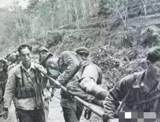 1979年解放军撤兵时，将越南境内的铁轨全都拆了带回国内，对此越南表示强烈不满，
