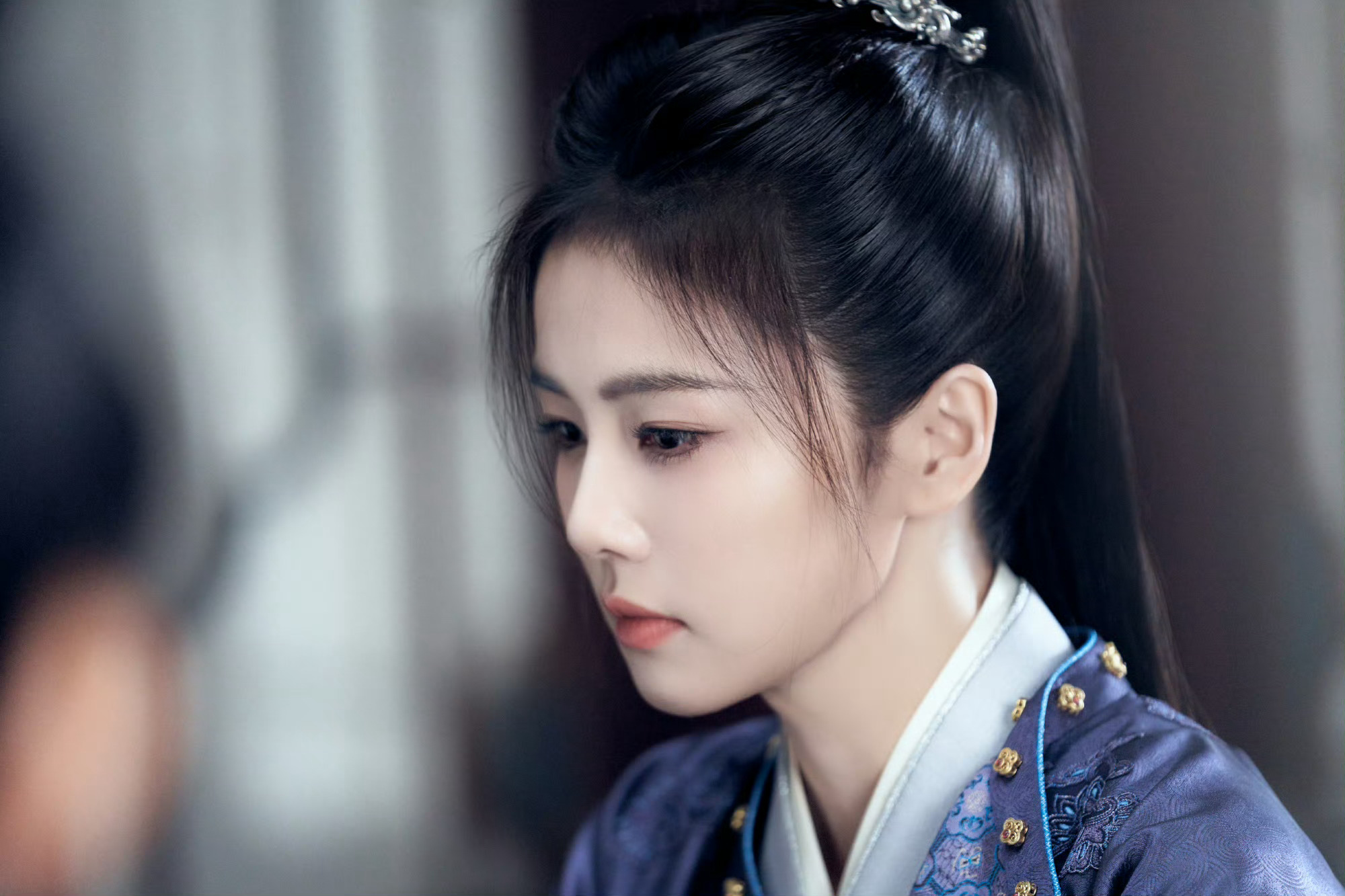 白鹿剧集角色新媒体指数登顶白鹿不愧是扛剧花！白鹿唐宫首日破9登顶