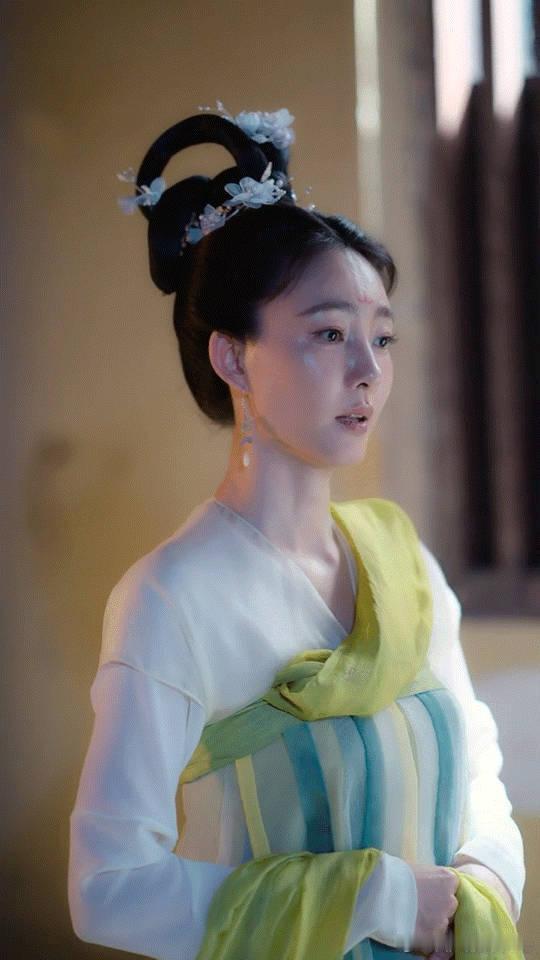都开看了吗王丽坤的首部短剧开播熙妃娘娘杀穿后宫啦！！很带感哎...孤女到皇后的路