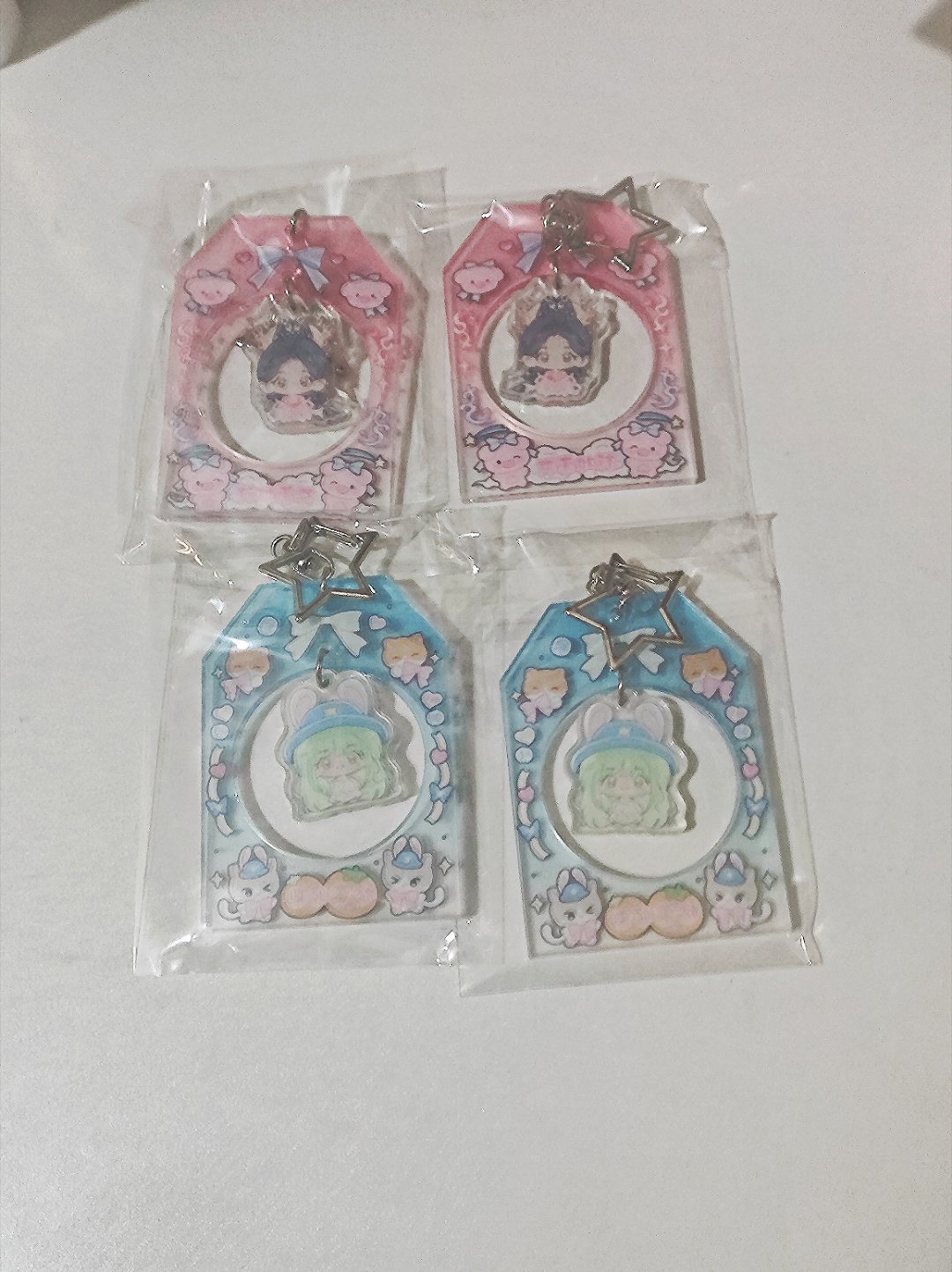 鞠婧祎周边市场 第一次见这个设计，闻着一股糖果味，香香的 