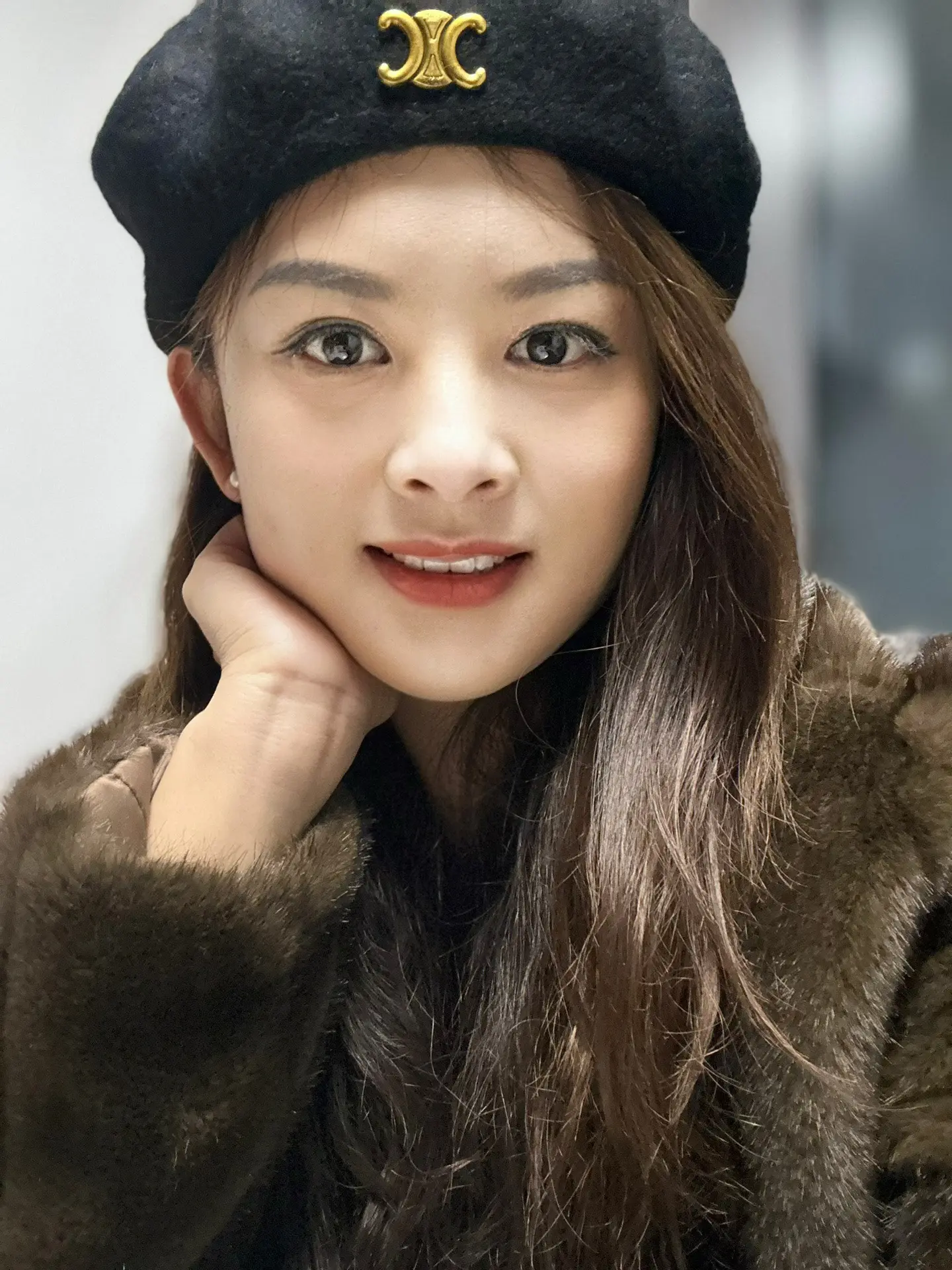 我曾用心倾注于一场特殊“投资”，全力打造，从外在穿着，到人际交往，盼其...