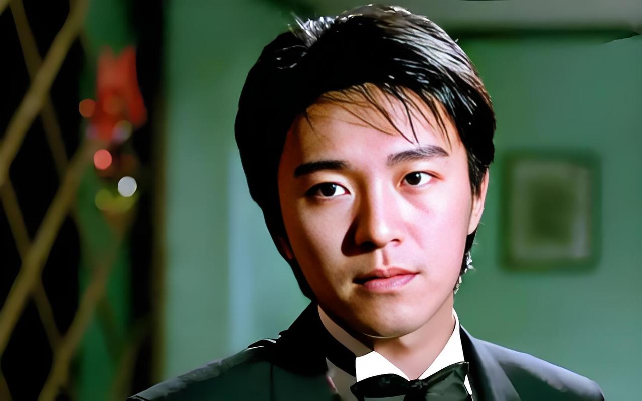 一个让14亿人笑过的人，为什么自己却笑不出来？

大家好，我是周星驰。很多人问我