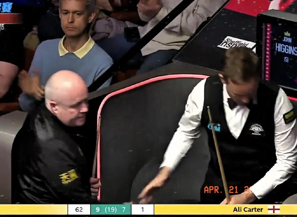 巫师希金斯击败卡特晋级16强！
希金斯9-6拿赛点，卡特救回1个，希金斯笫17局