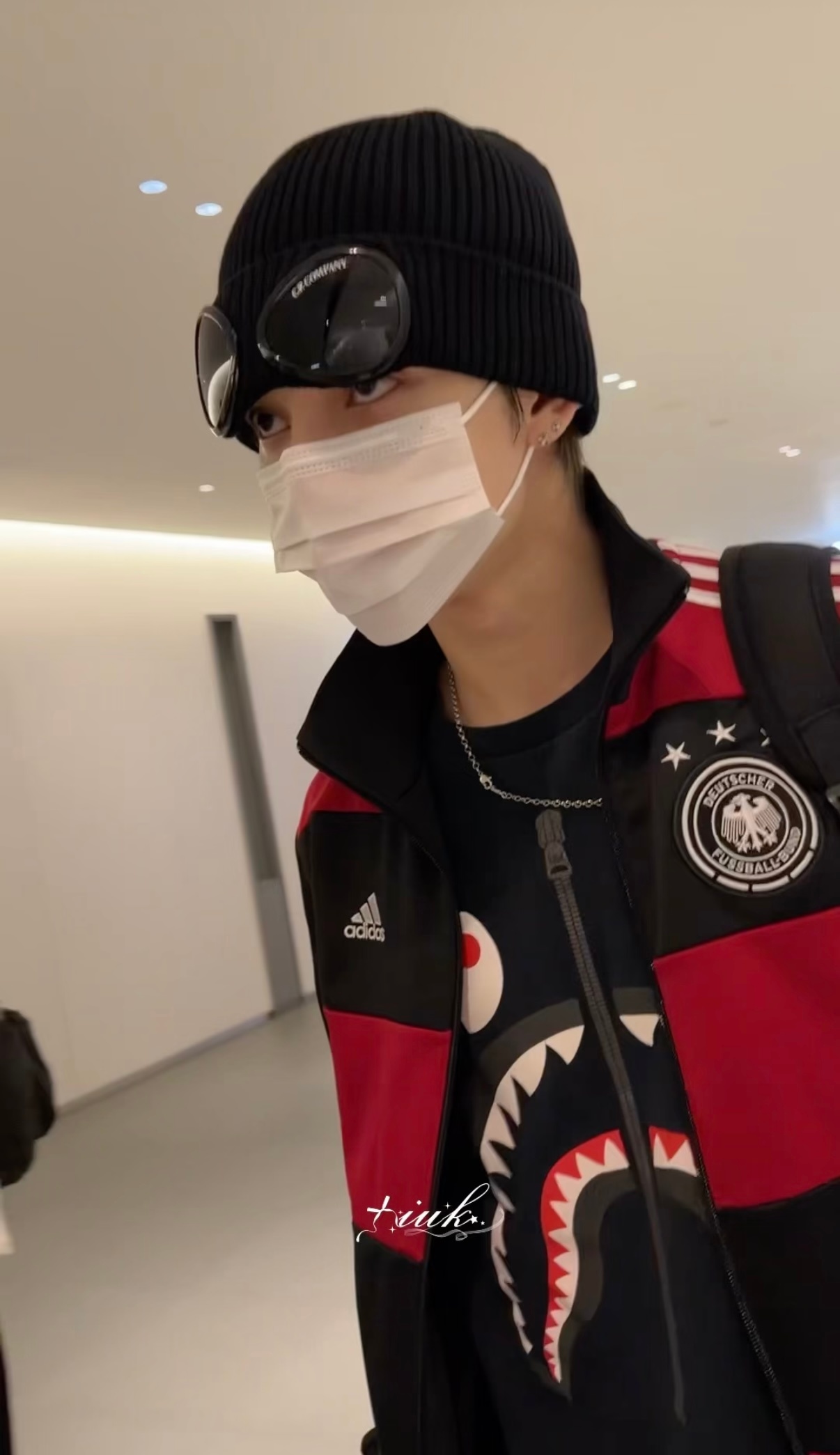 深发色....我终于等到了..... 