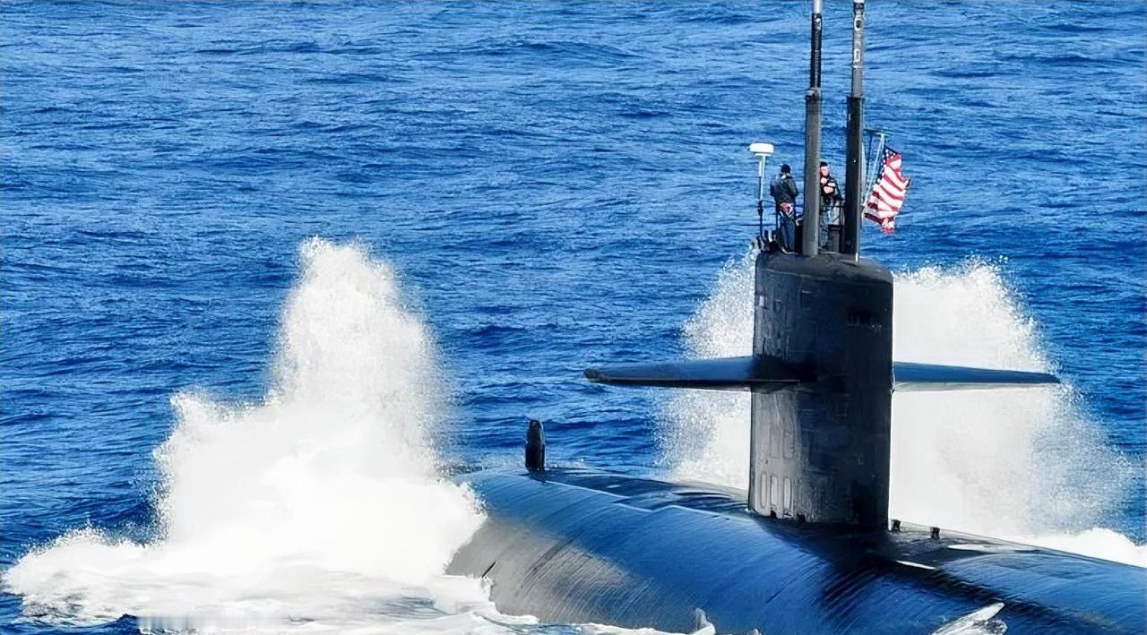 俄罗斯图-142MK反潜机首次在北极完成空中加油行动，为何会引起北约国家强烈关注