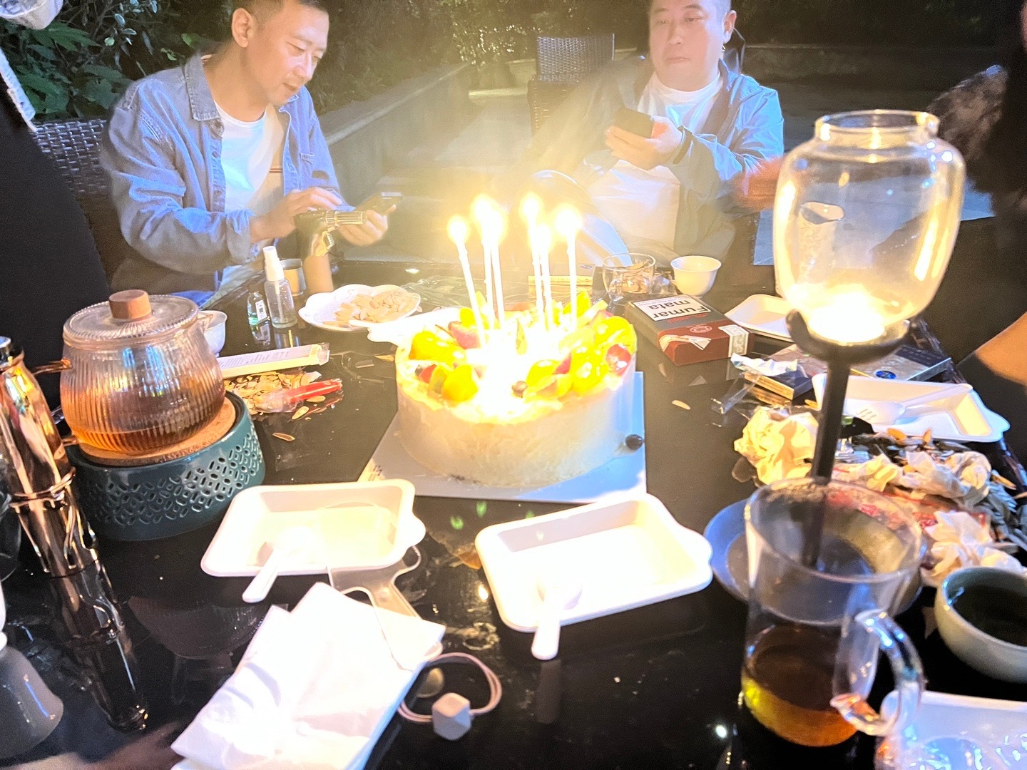 最近和朋友们在一起 真的好愉快 ​​​
