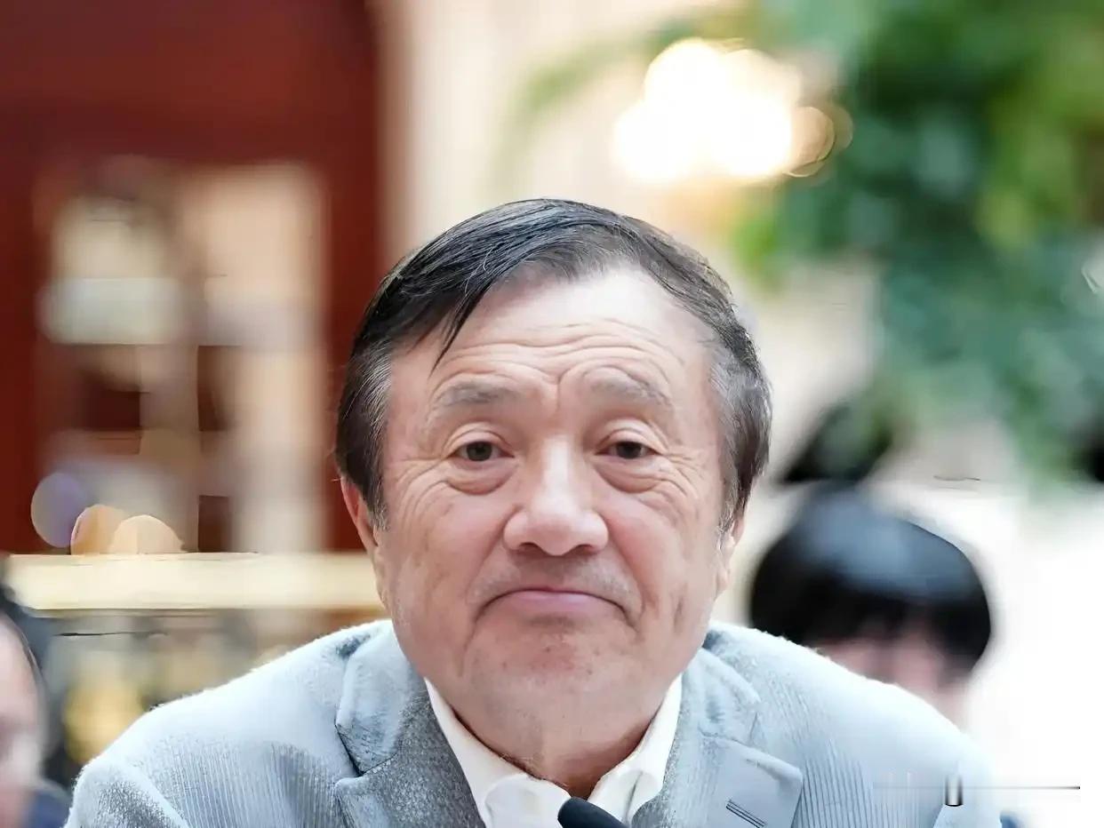 华为心声社区日前转发了人民日报《独家对话何庭波：一直往前走，终归可以找到桥和路》