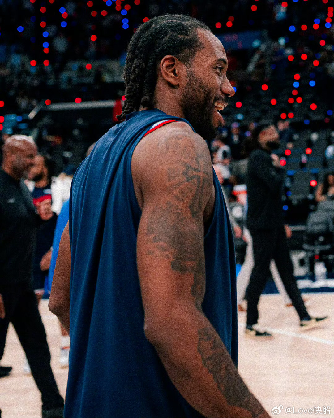 科林斯重回首发，对阵猛龙！加兰，琼斯，小卡，科林斯，洛佩兹！！观看就在这，网页链