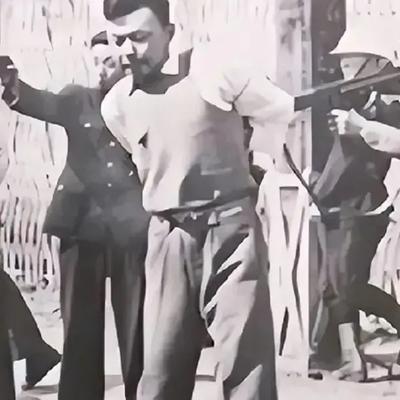 1941年，宋更新被捕，敌人将他押到荒凉地枪杀，他身中三枪，未死。敌人走后，他爬