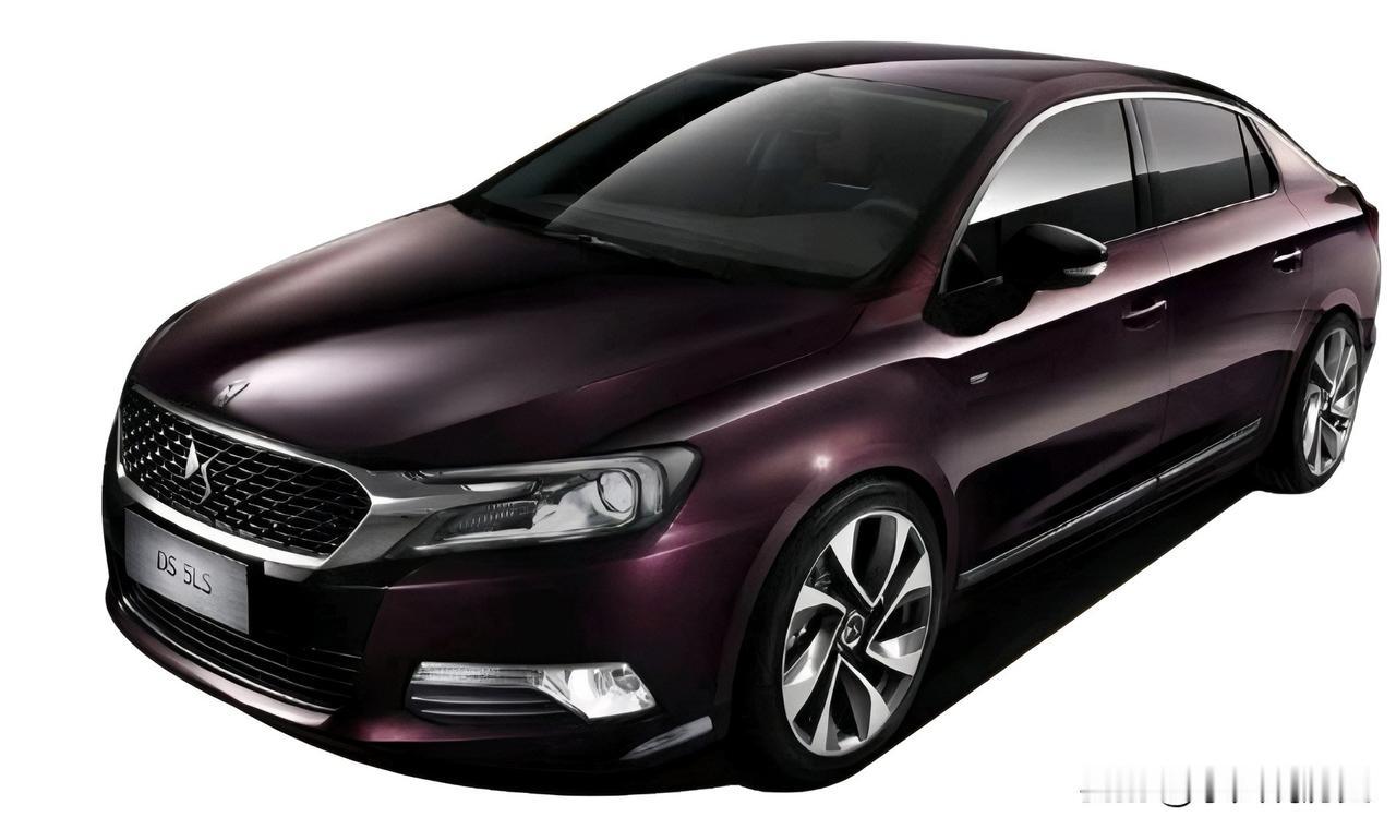 中国专属 DS 5LS
指导价格:14.6万—24.6万元
DS5LS是DS品牌