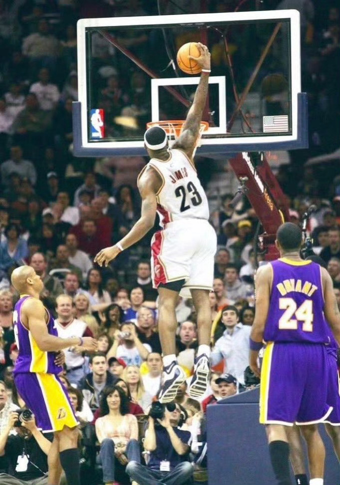 骑士詹姆斯nba我的观赛搭子 老了，以前随便平框的[doge] ​​​