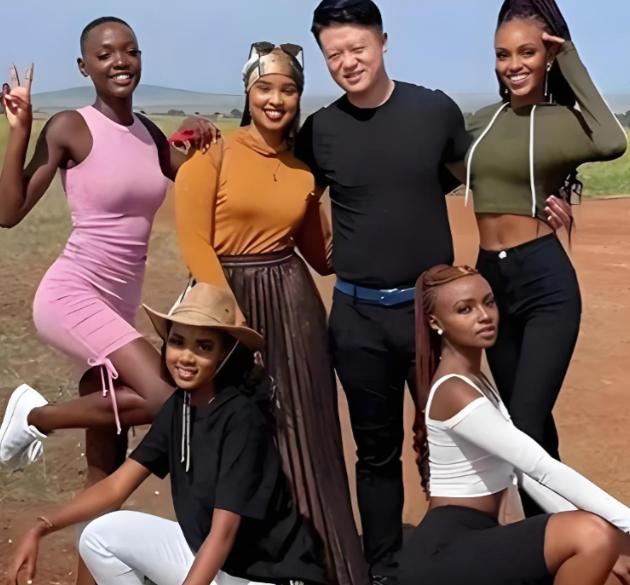 每年有几万中国人去非洲，为何去了就不想回来？非洲姑娘说出原因。据说，每年都有好几