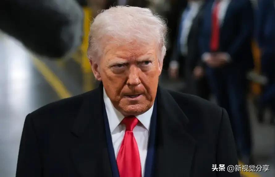 有报道称，美国已准备好向中国台湾地区提供一揽子重大军售方案，等待美国总统特朗普批