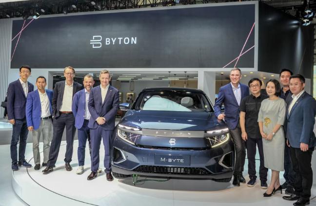 央视点名批评！烧光84亿却没造出一辆车，还花5000万给员工买零食。烧掉84亿资