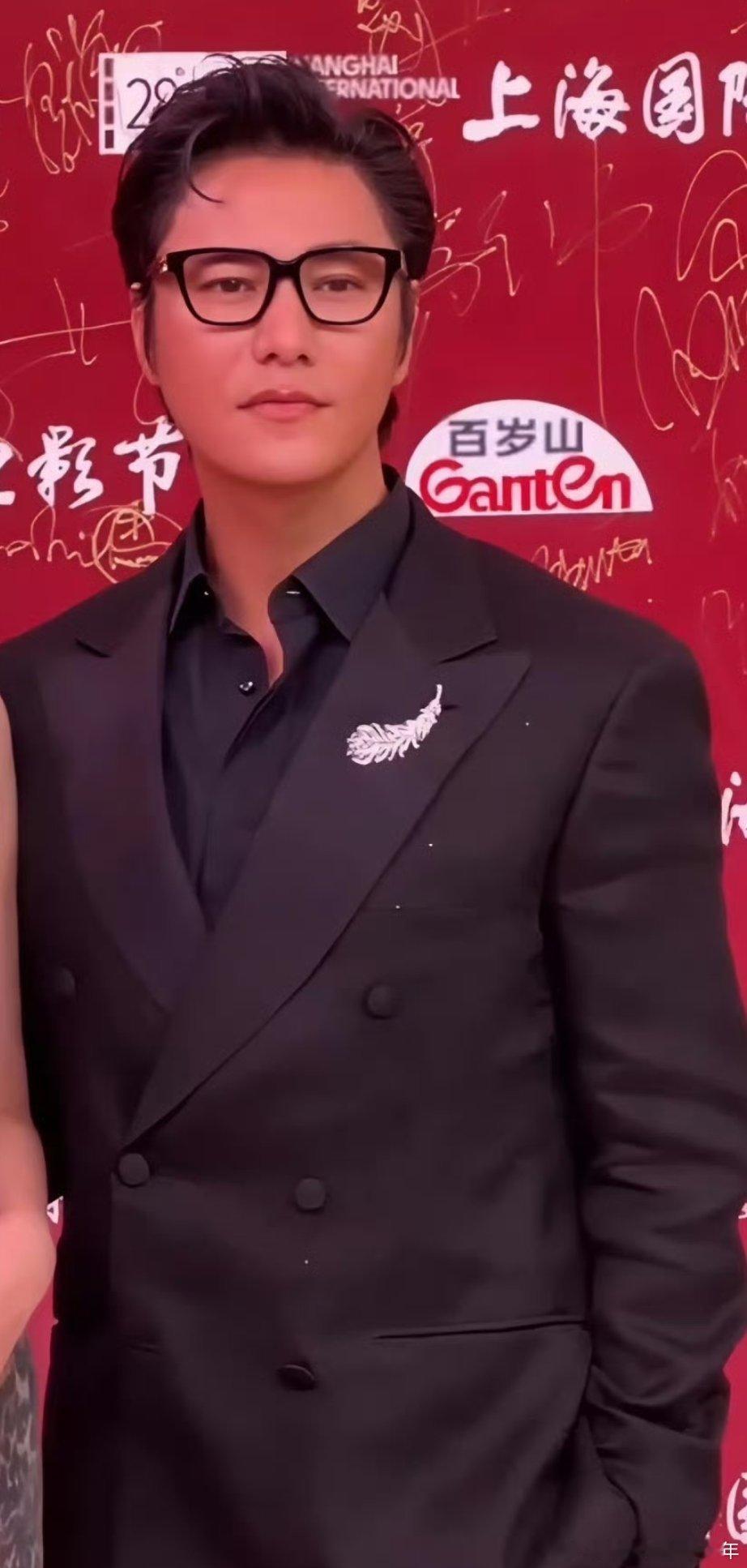 陈坤黄晓明，谁状态更好？ 