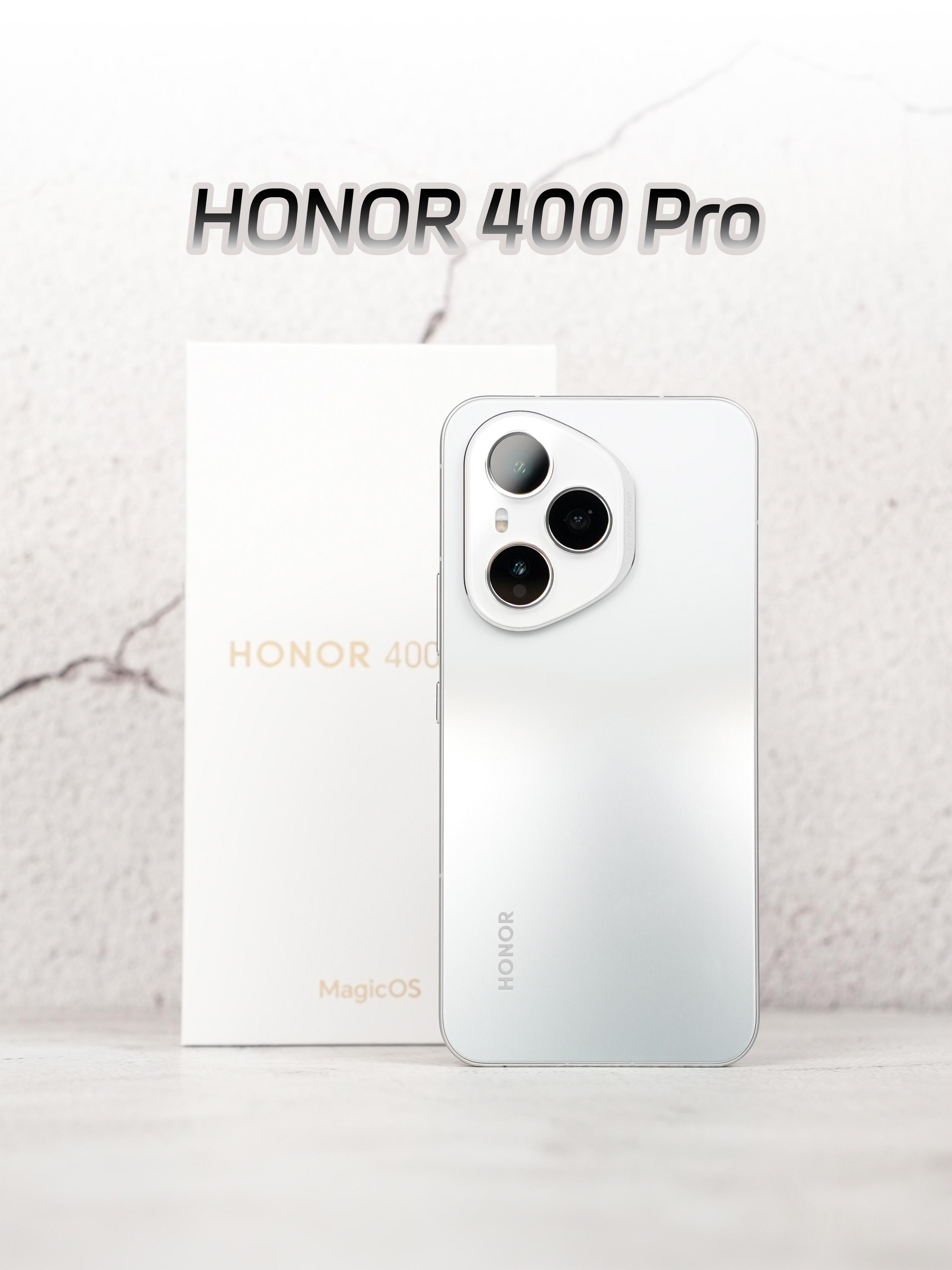 HYK图赏｜荣耀400  Pro“揽月银”的配色，镜头是全新的「旷野舷窗」设计，