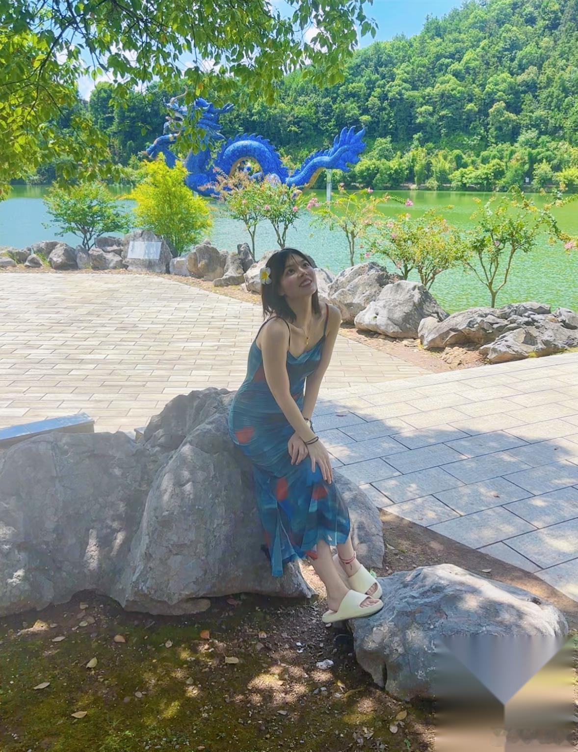 小八卦小八卦小八卦小八卦 1： 田曦薇天才女友播的一般对她没啥多大的影响，也是美