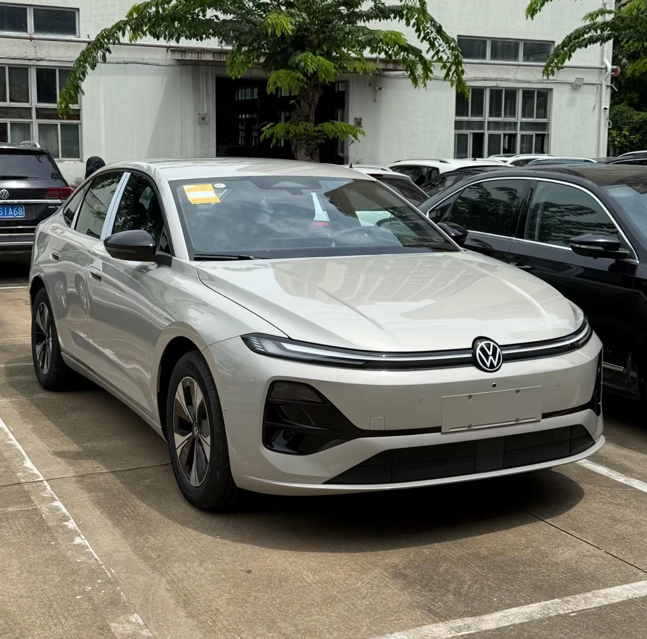 奉劝大家买车千万不要买纯油车，要买就买纯电，增程，实在是看不上前两种你就买插电式