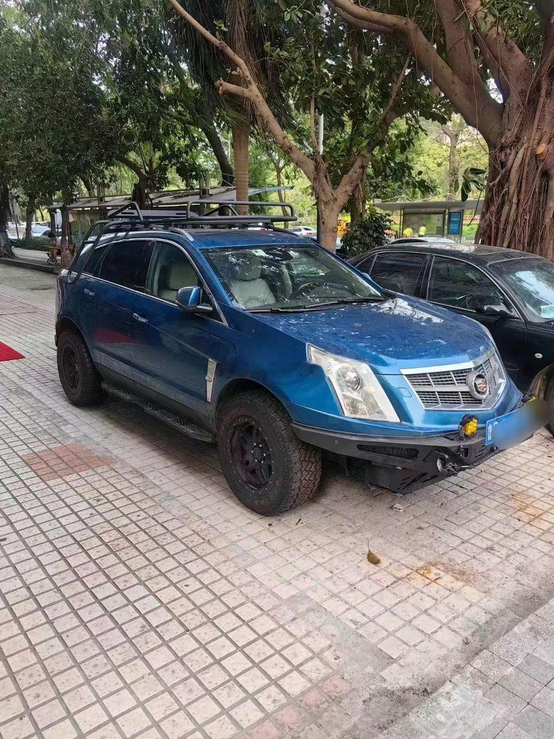 美式硬派SUV怎么不得烟抽呢？？？