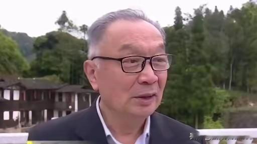 温铁军：“我们为什么一定要走西方那条老路呢？把农民都赶进城，在城市搞低收入群体的