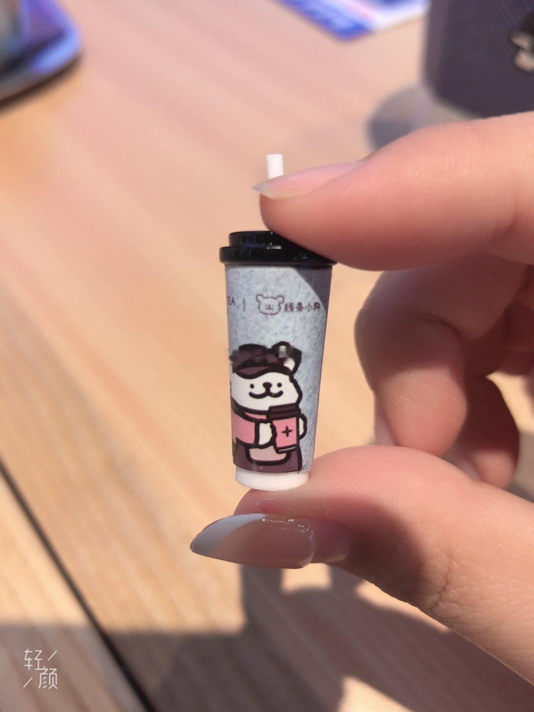 线条小狗和茉莉奶白联名 只抢到了小杯子我是真没招了 大军又添一员