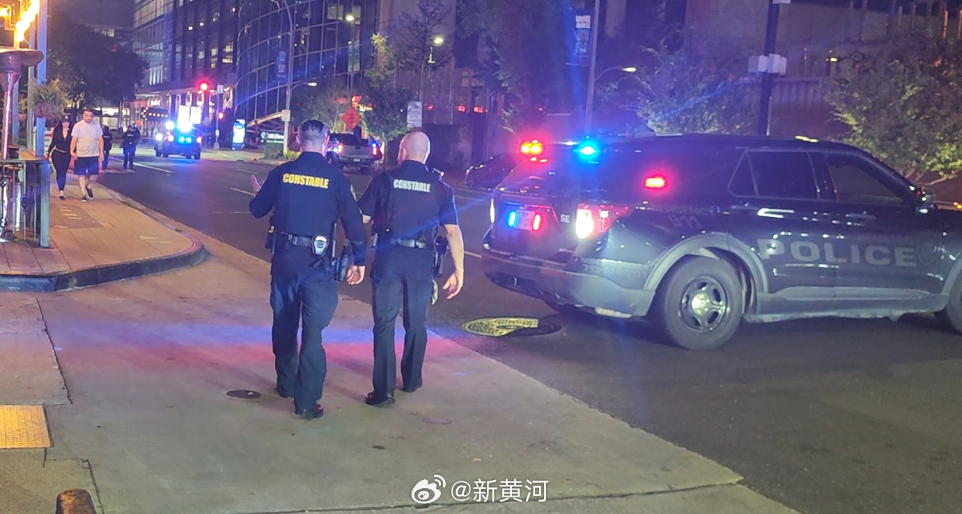 【#世界杯休斯顿赛区疑发生枪击事件#】#休斯顿市民回应疑发生枪击事件# 当地时间