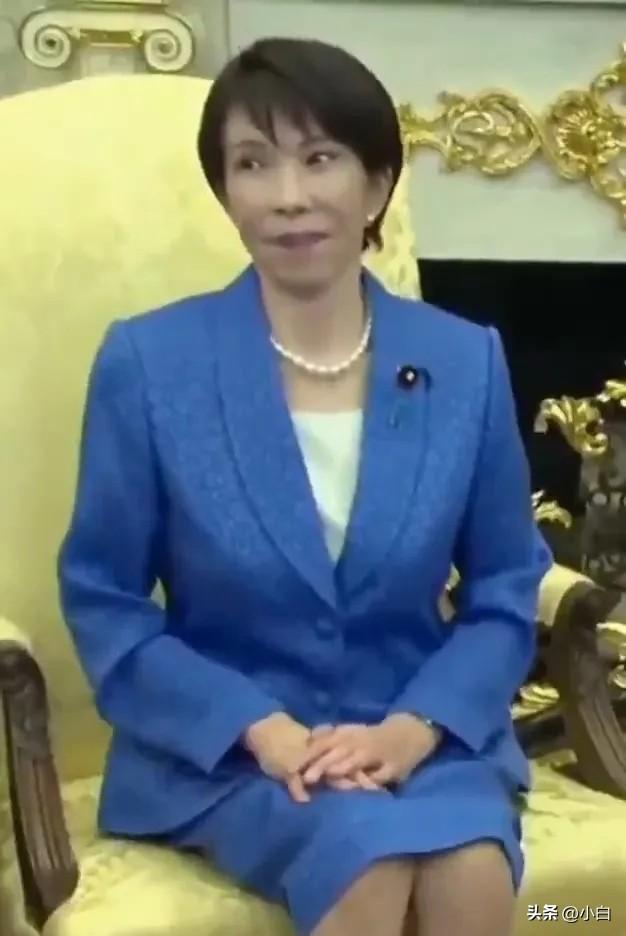 名场面，真难熬啊！今天，高市首相算是体会一把世界级压力测试，在白宫，日本记者当面