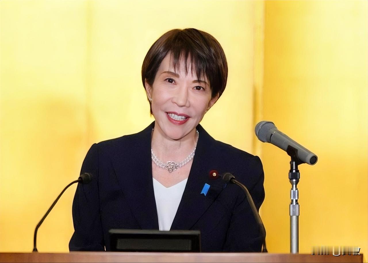 日本急了，喊话中国 
 
当地时间 1 月 11 日，日本首相高市早苗公开喊话中