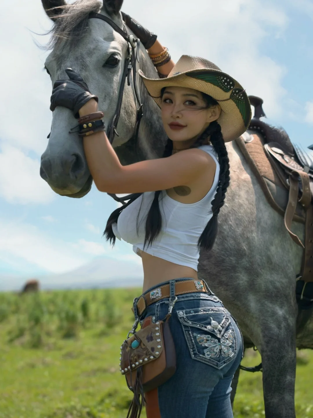 娘man的cowgirl在草原骑马🌳找我过两天再说