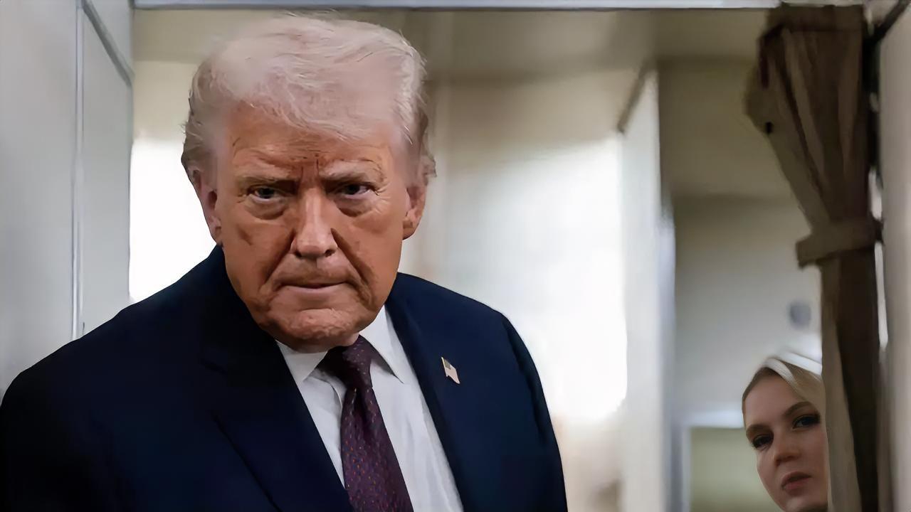 2月4日晚上，中方公布了与特朗普通话的新闻稿，特朗普在个人的社交媒体上也公布了会